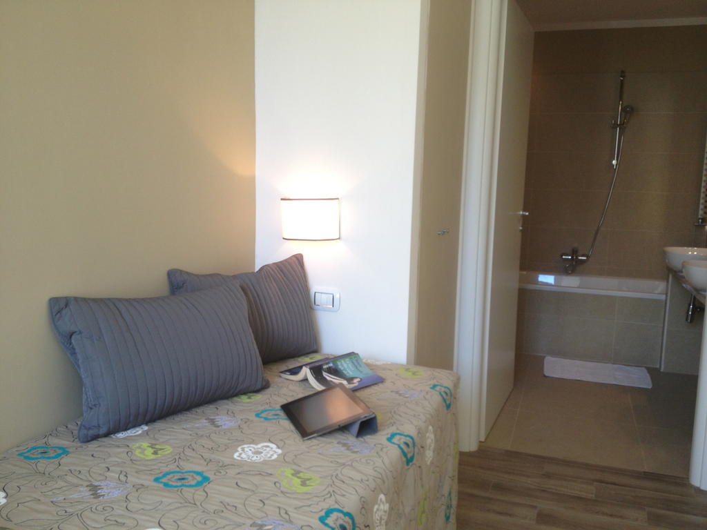 Cavour Forum Suites Rome Room photo